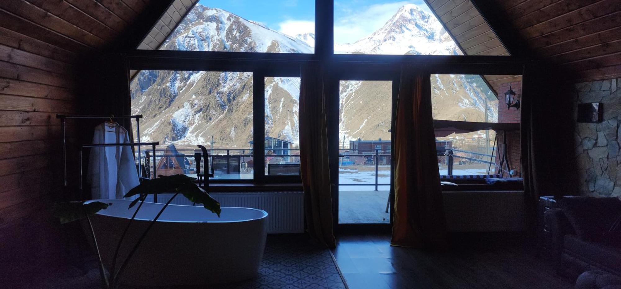 Kera Cottages Kazbegi Eksteriør billede